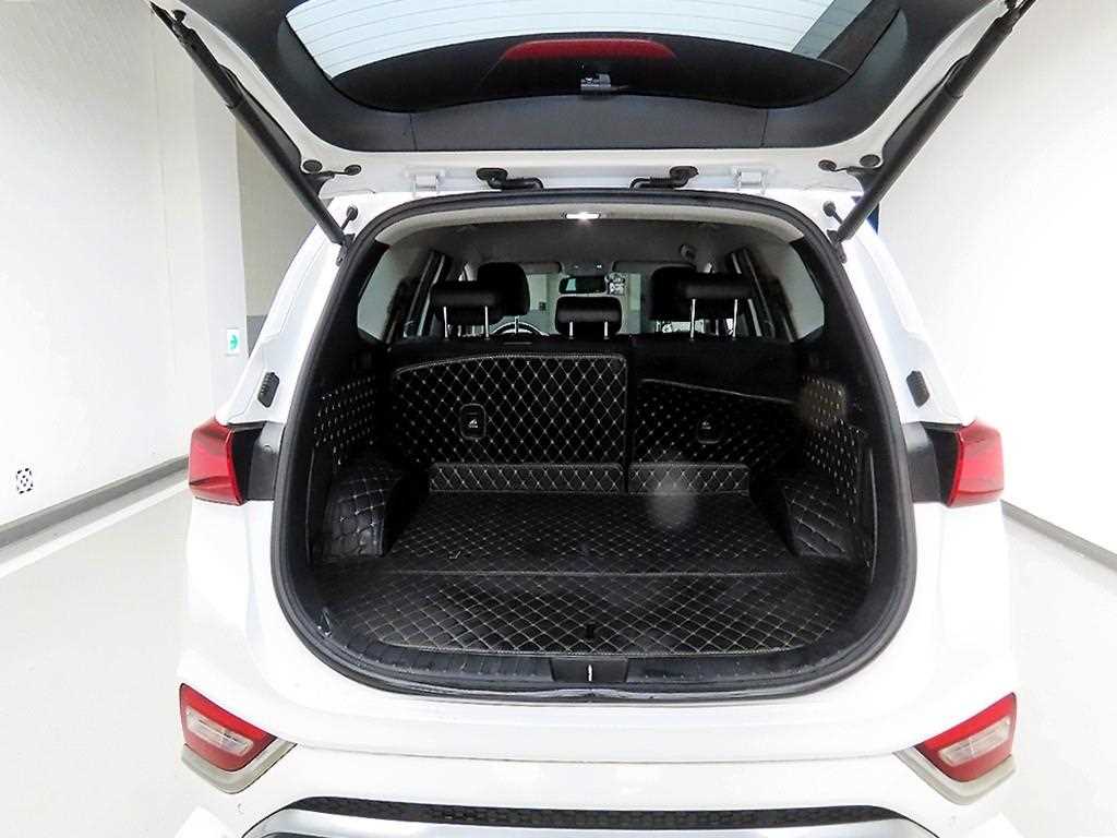 HYUNDAI Santa Fe - Vista 5