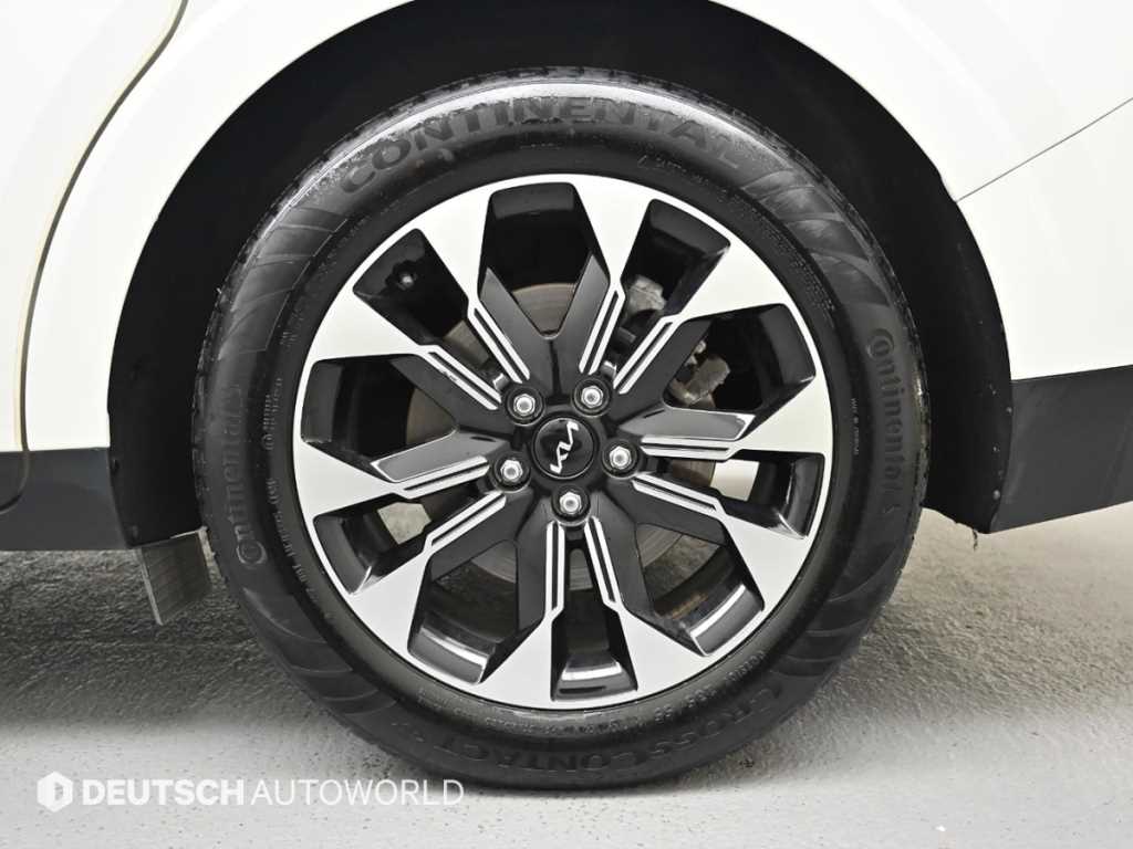 KIA Carnival - Vista 5