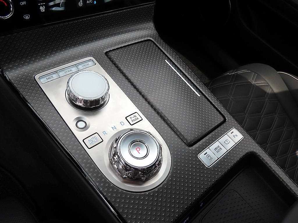 Genesis G80 - Vista 11