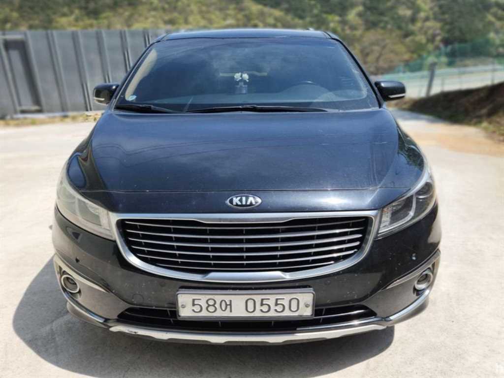 KIA Carnival 2016 Negro - Importación desde Corea - HF Imports Iquique - Foto 1