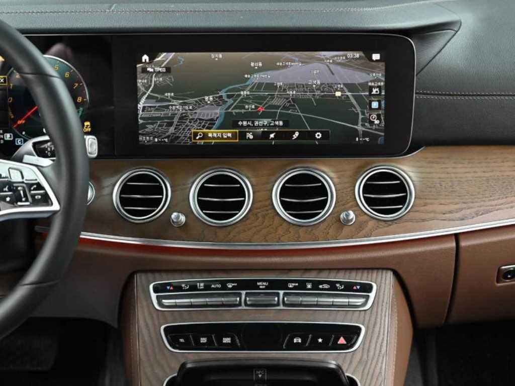 Mercedes Benz E class 2021 Plateado - Importación desde Corea - HF Imports Iquique - Foto 14