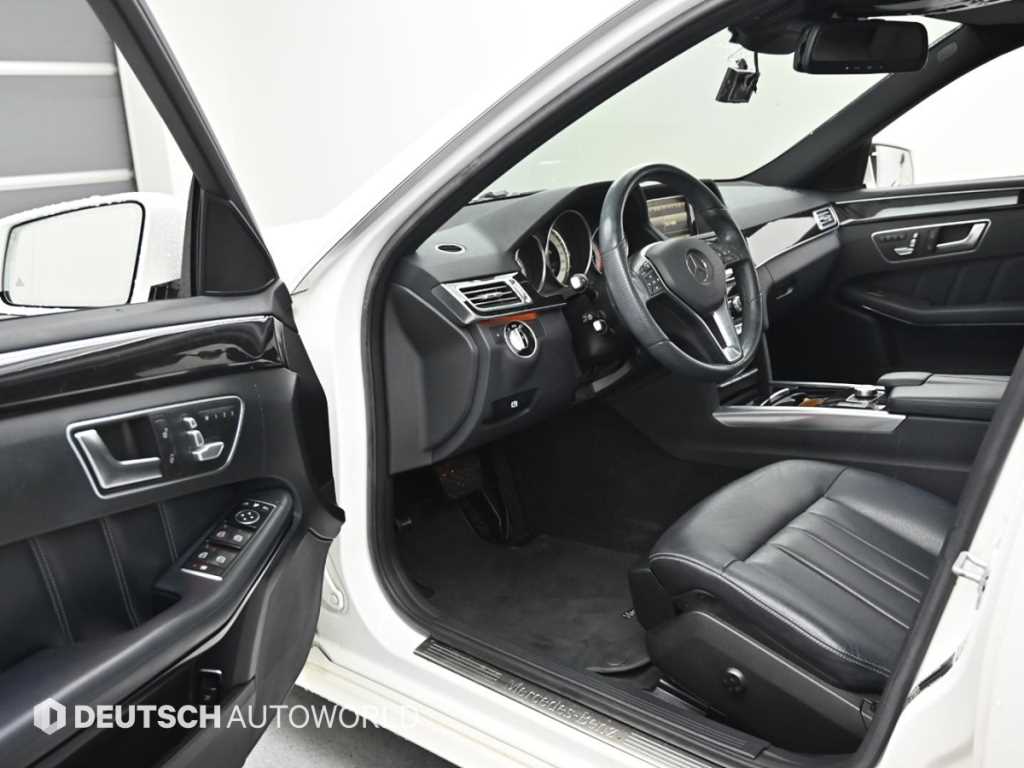Mercedes Benz E class - Vista 11