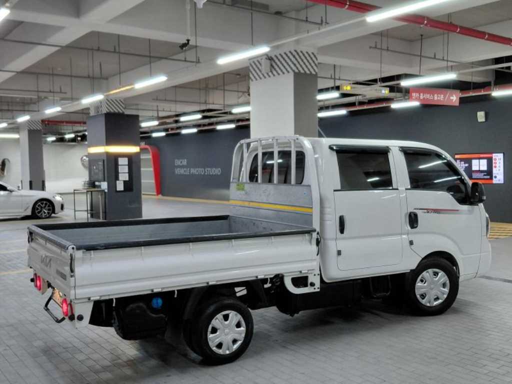Small Truck Cargo (small) - Vista 2