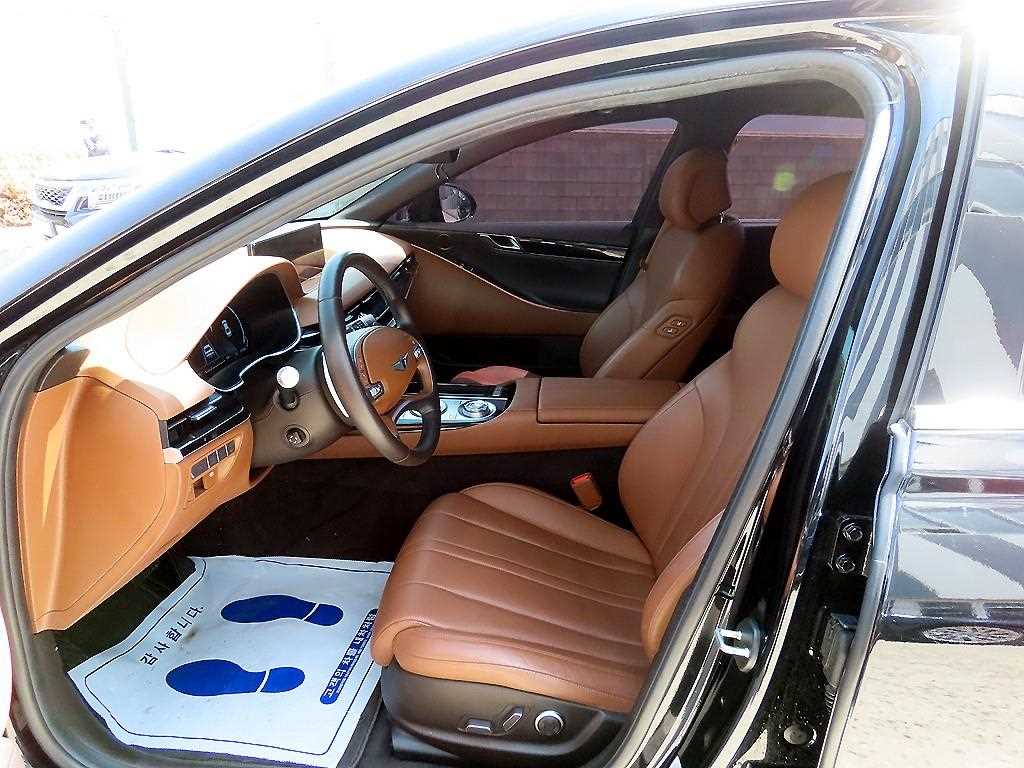 Genesis G80 - Vista 5
