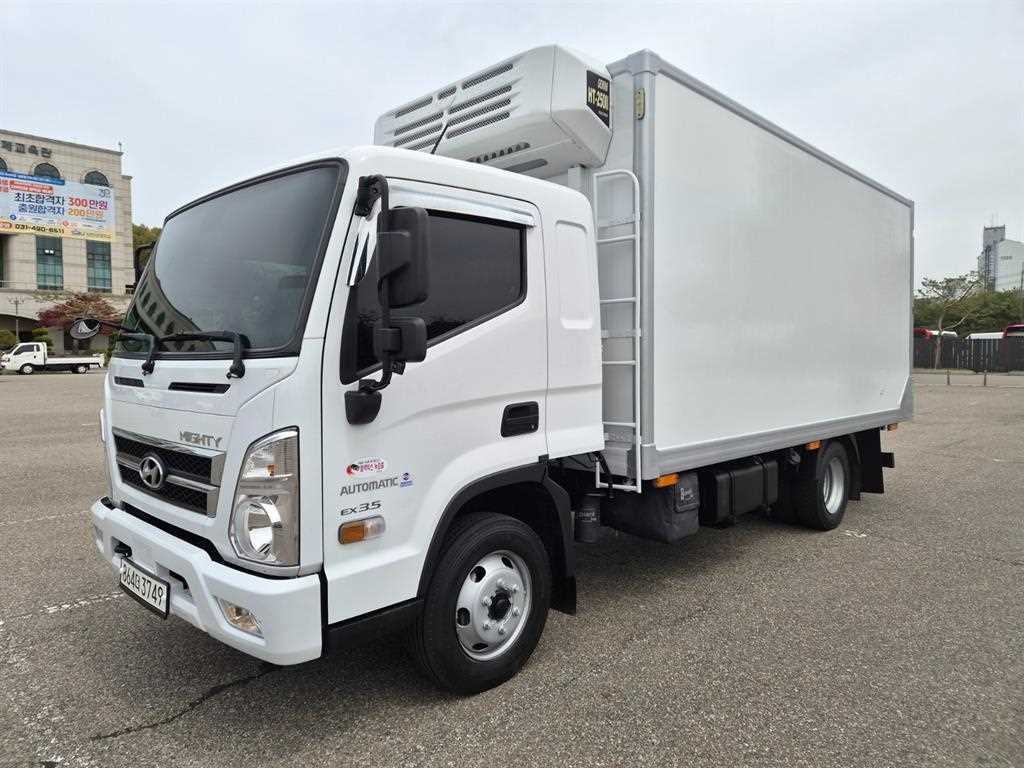 medium and large cargo truck 2023 Blanco - Importación desde Corea - HF Imports Iquique - Foto 1