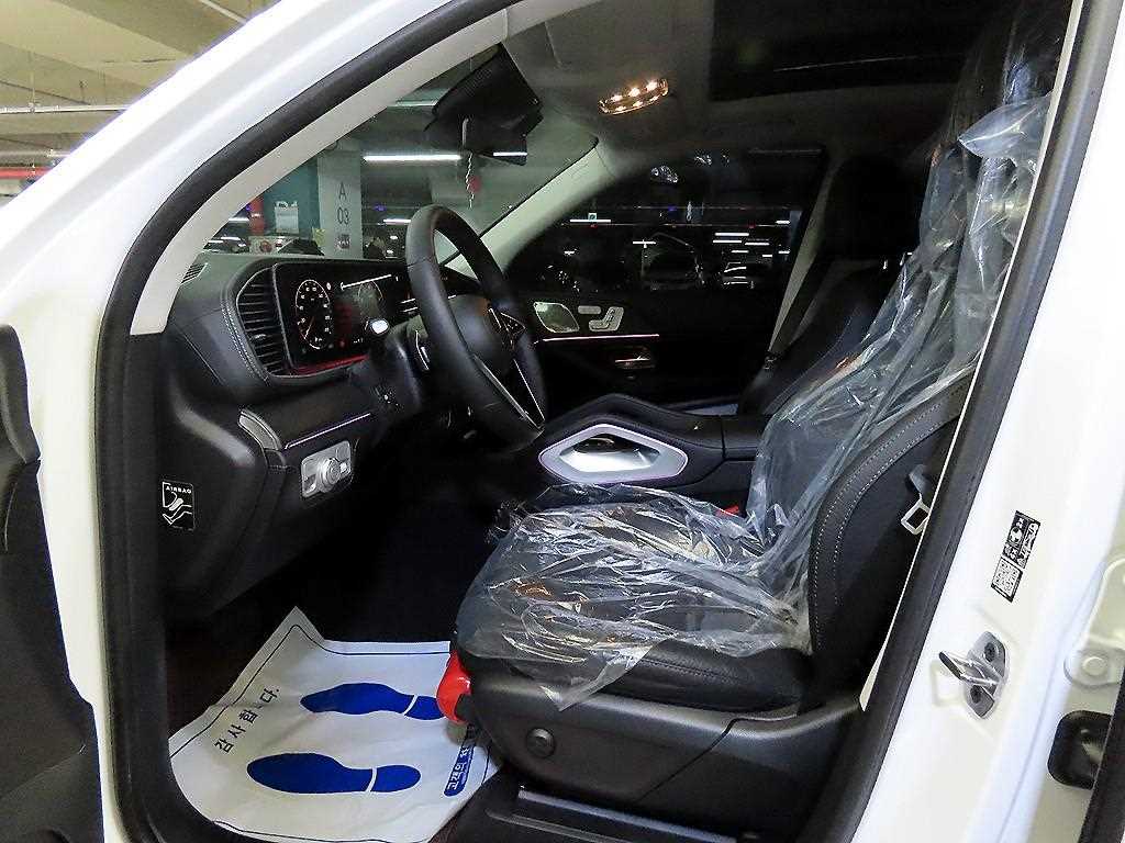 Mercedes Benz GLE Class - Vista 6