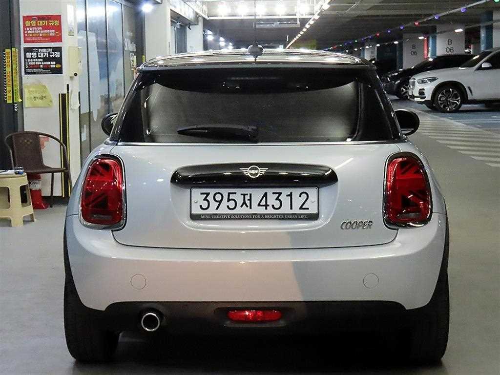 Mini Cooper - Vista 5