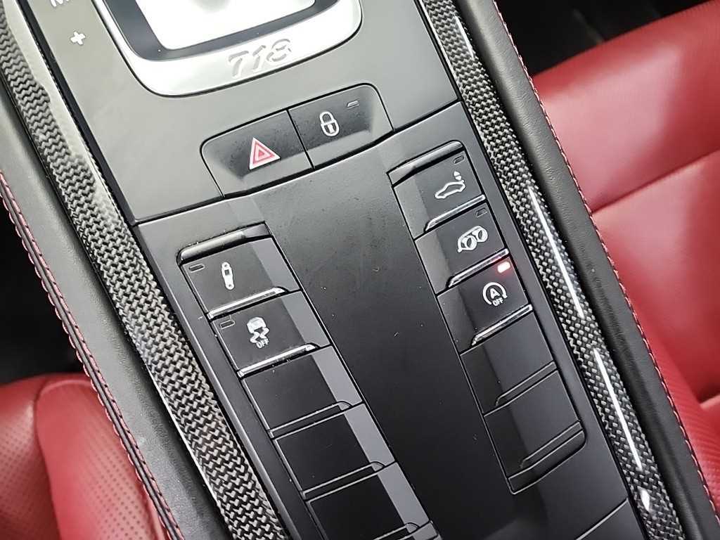 Porsche 718 2019 Rojo - Importación desde Corea - HF Imports Iquique - Foto 16