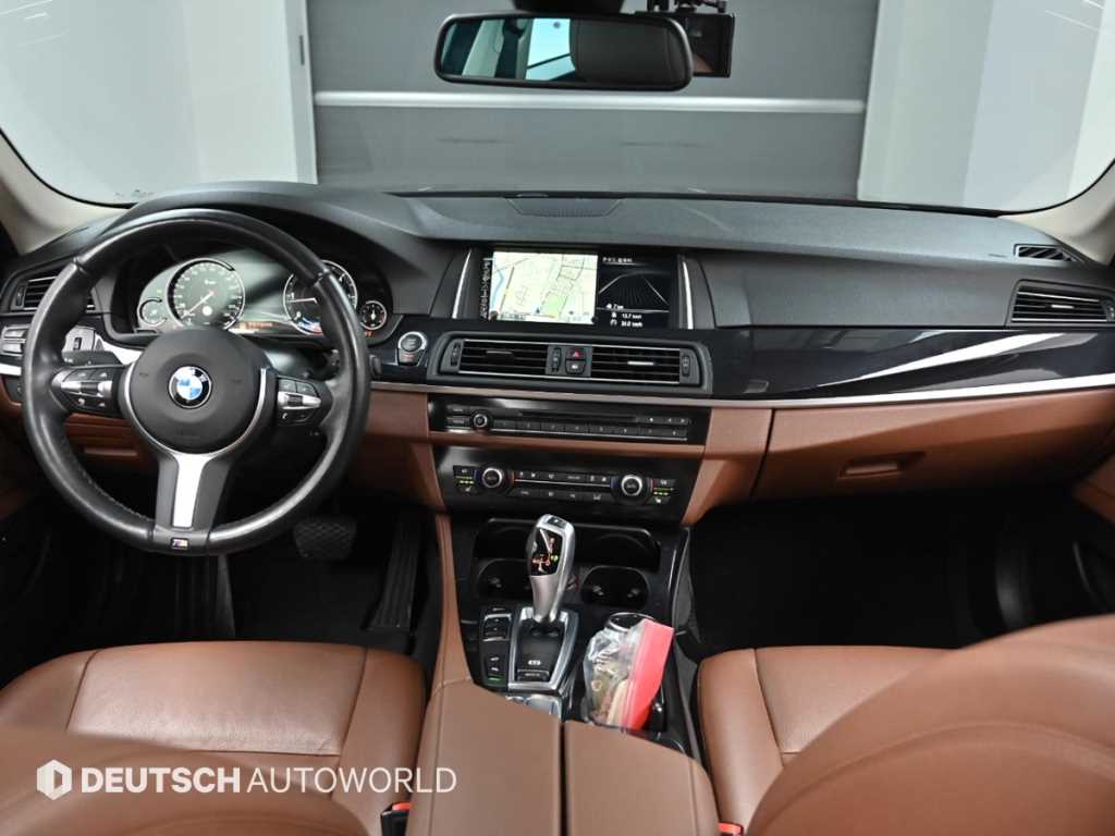 BMW 5 Series - Vista 8