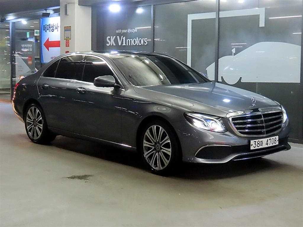 Mercedes Benz E class 2017 Gris - Importación desde Corea - HF Imports Iquique - Foto 1