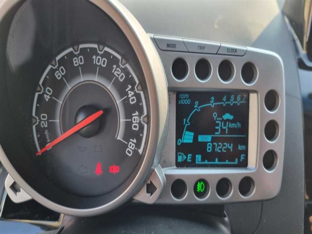 Chevrolet Spark - Vista 8