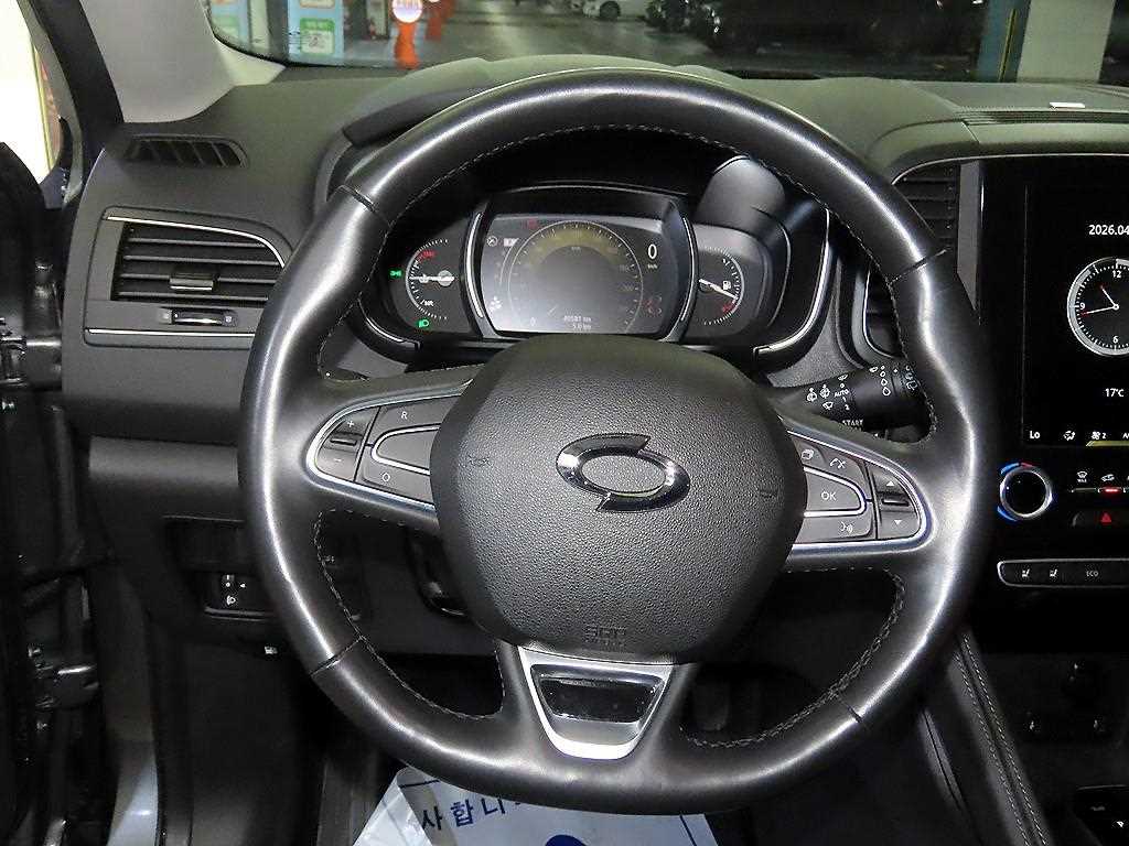 SAMSUNG QM6 - Vista 8