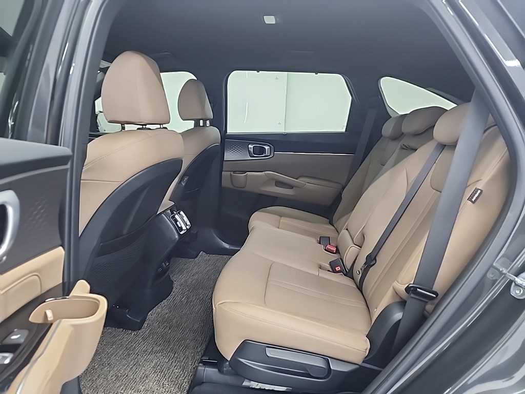 KIA Sorento - Vista 12