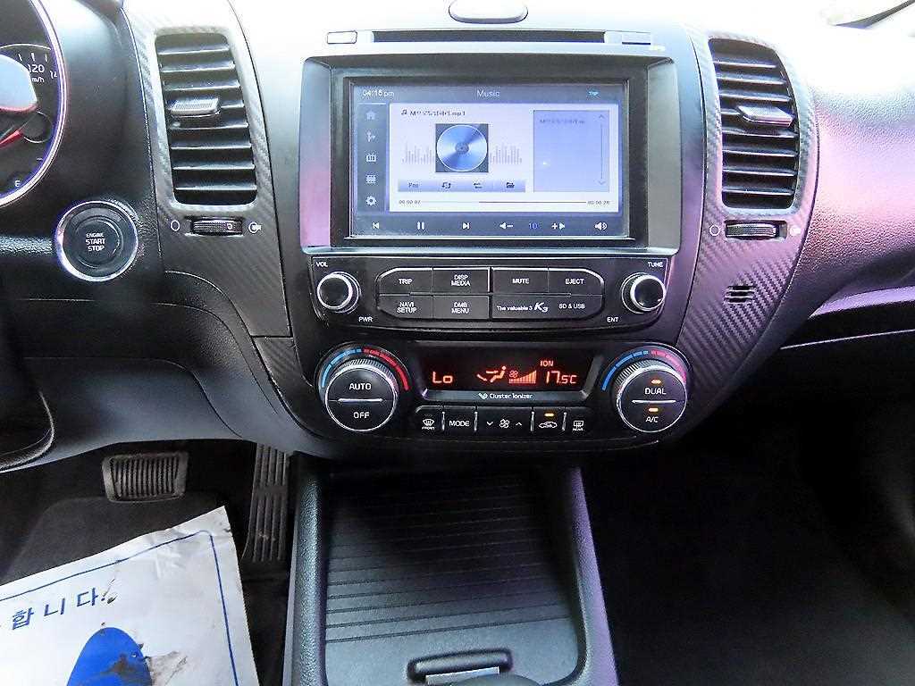 KIA K3 2015 Negro - Importación desde Corea - HF Imports Iquique - Foto 13