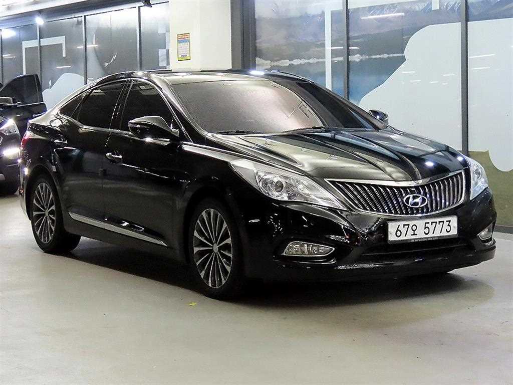 HYUNDAI Grandeur - Vista 2