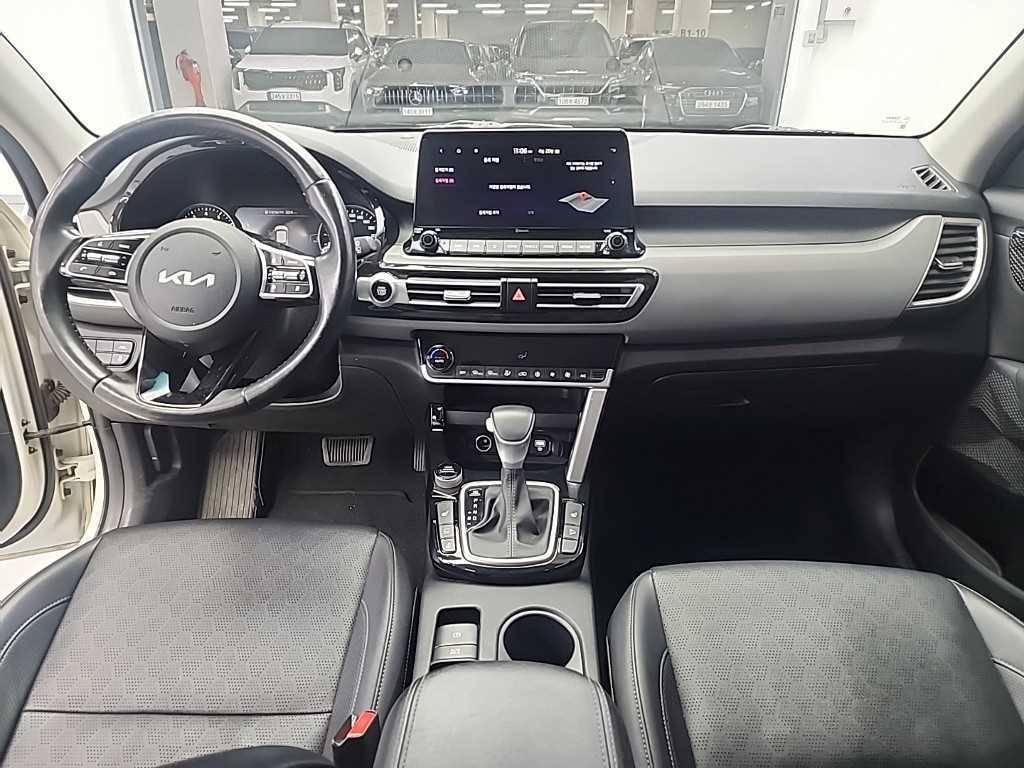 KIA Seltos - Vista 7