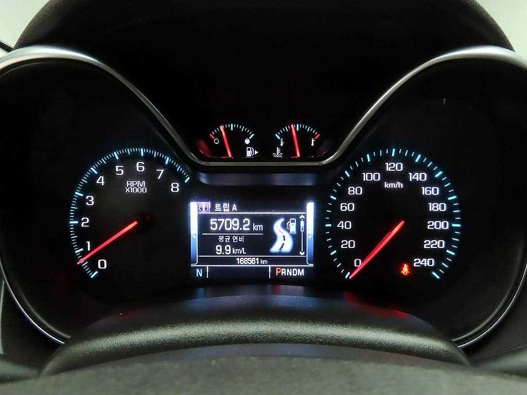 Chevrolet Impala - Vista 6
