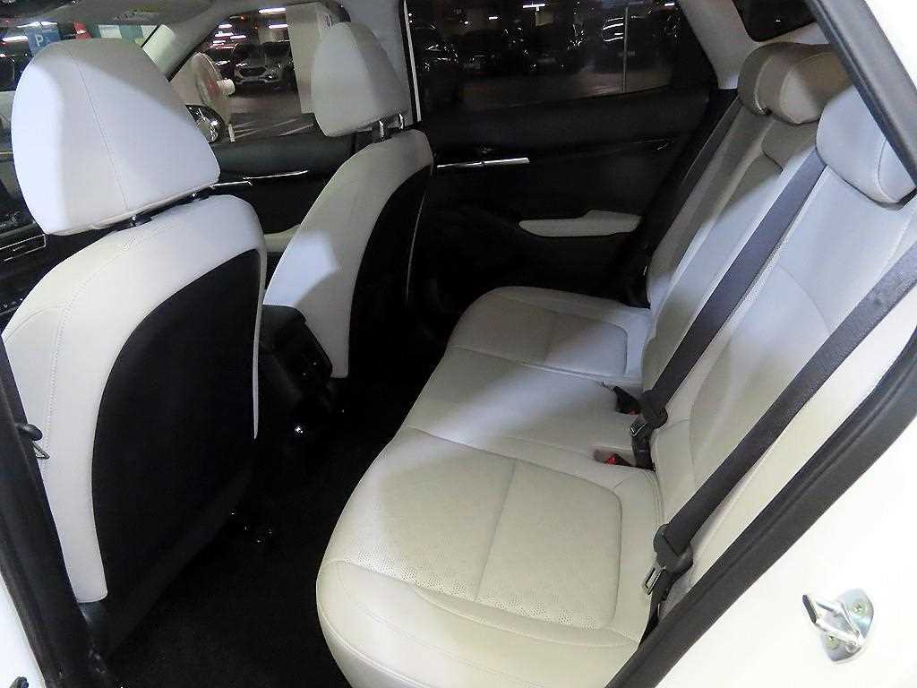 KIA Seltos - Vista 7