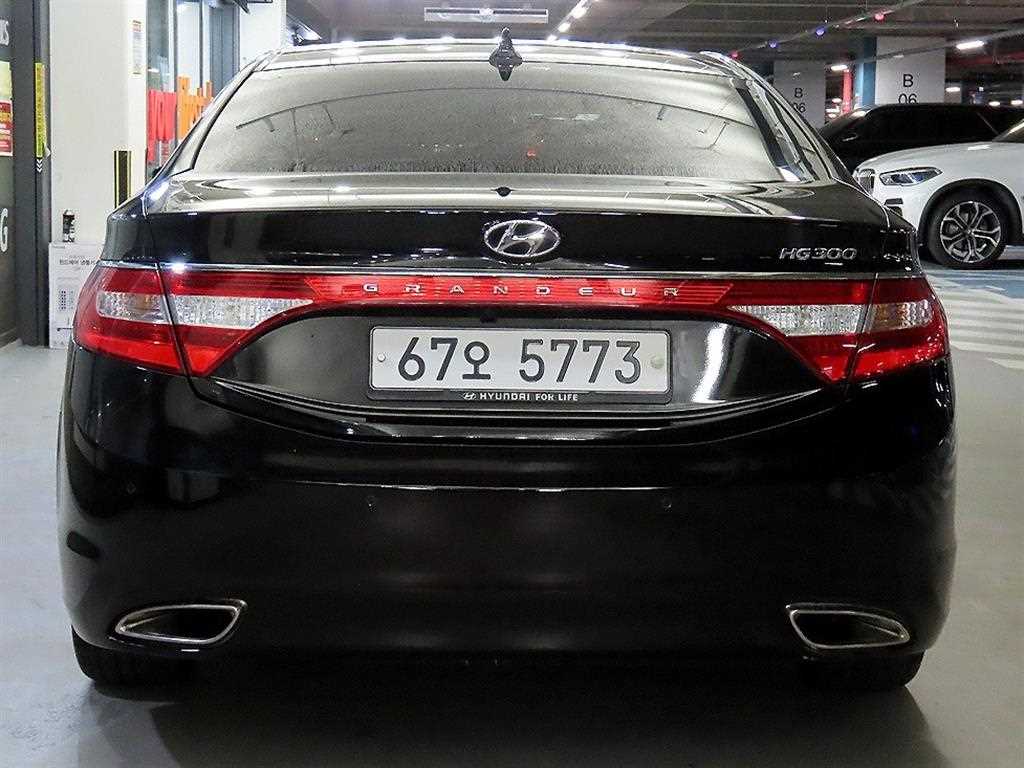 HYUNDAI Grandeur - Vista 5