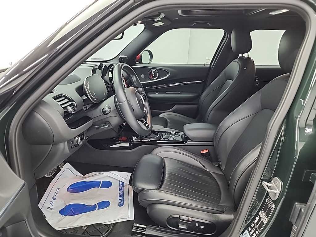 Mini Clubman - Vista 11