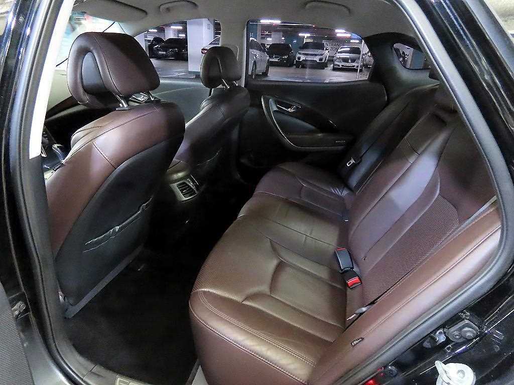 HYUNDAI Grandeur - Vista 7