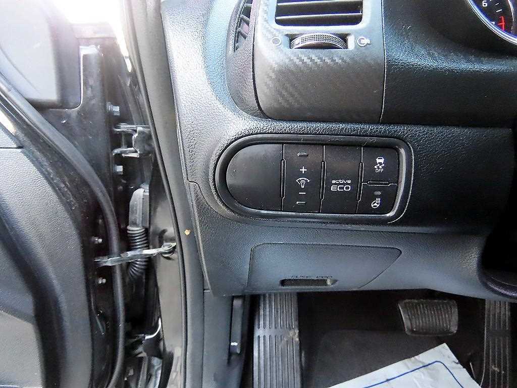 KIA K3 - Vista 12