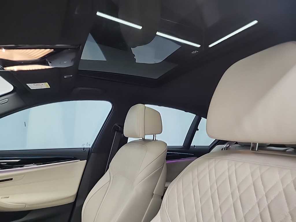 BMW 5 Series 2022 Azul - Importación desde Corea - HF Imports Iquique - Foto 14