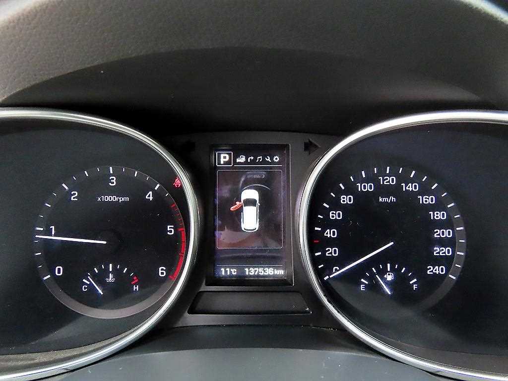 HYUNDAI Santa Fe - Vista 9
