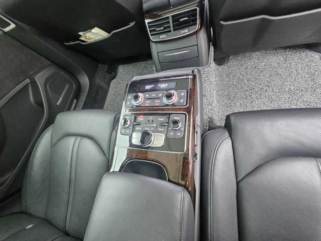 Audi A8 - Vista 11