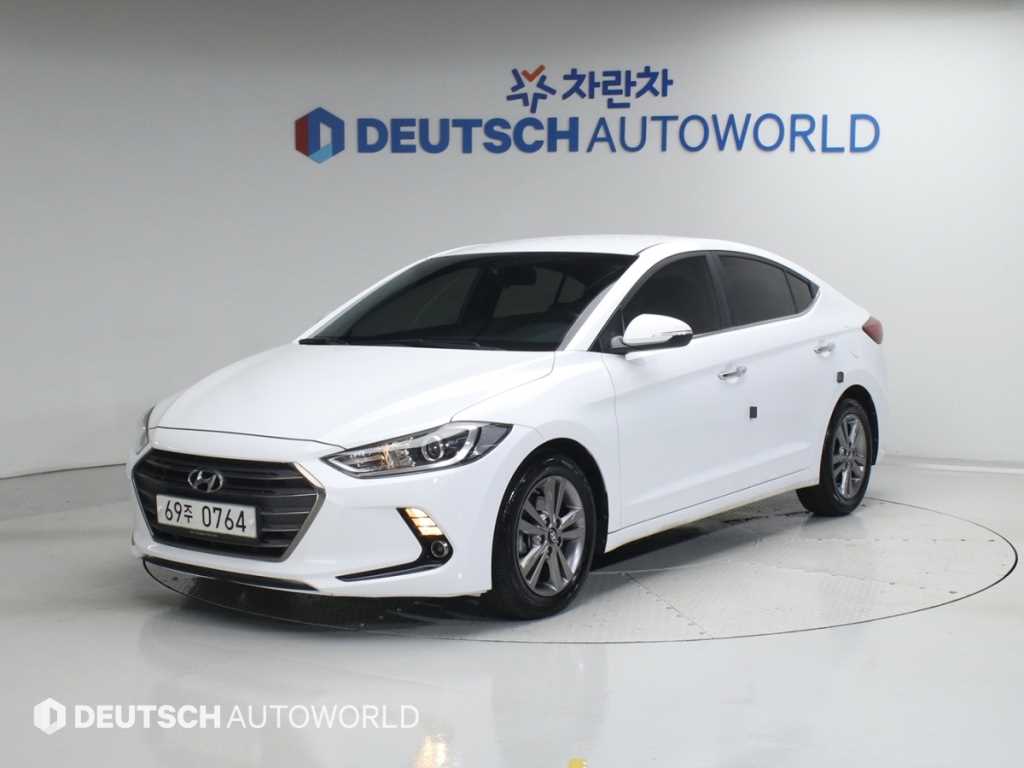 HYUNDAI Avante 2016 - Importación desde Corea - HF Imports Iquique - Foto 1