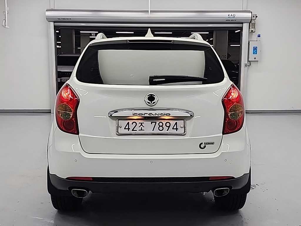 Ssangyong Korando - Vista 3