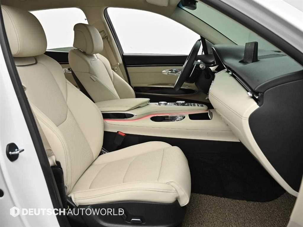 Genesis GV70 - Vista 10