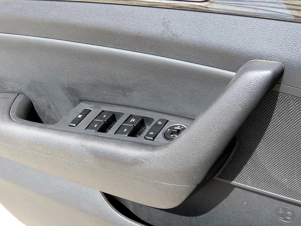 HYUNDAI Sonata - Vista 11