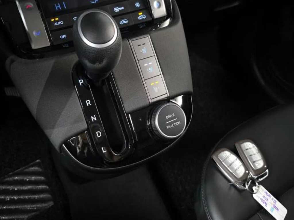 HYUNDAI Casper - Vista 7