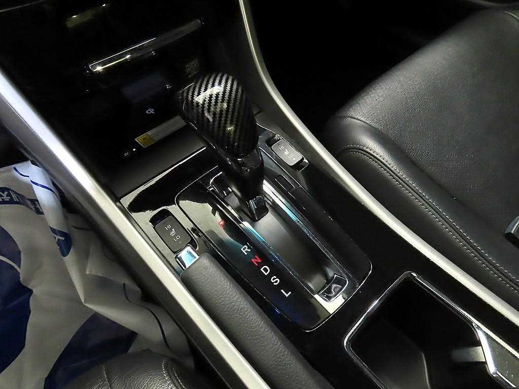 Honda Accord - Vista 12