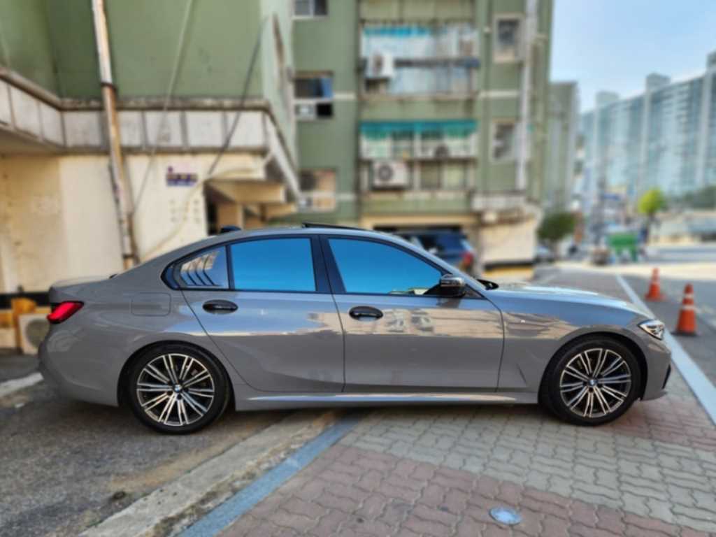 BMW 3 series - Vista 4
