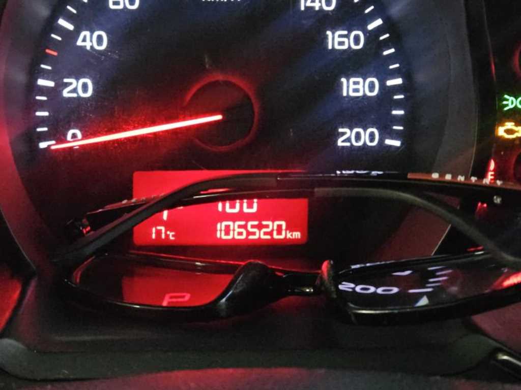 KIA Morning - Vista 5