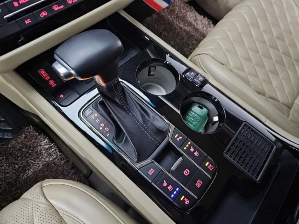 KIA Carnival 2019 Negro - Importación desde Corea - HF Imports Iquique - Foto 13