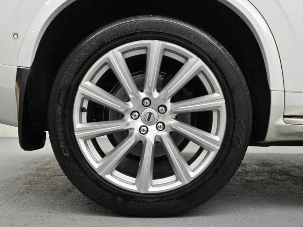 Volvo XC90 - Vista 5