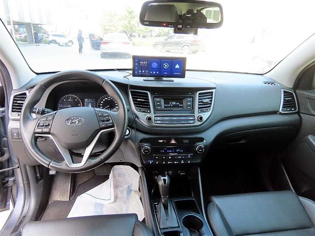 HYUNDAI Tucson - Vista 7