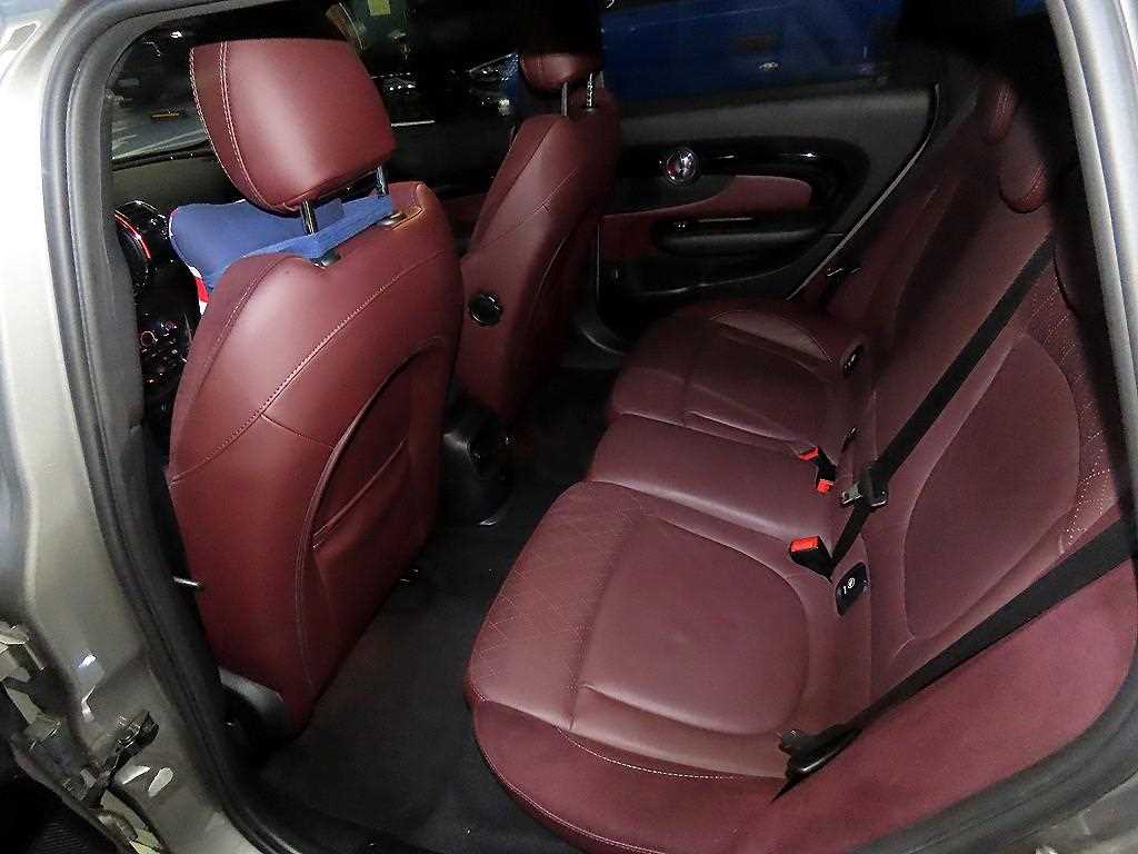 Mini Clubman - Vista 7