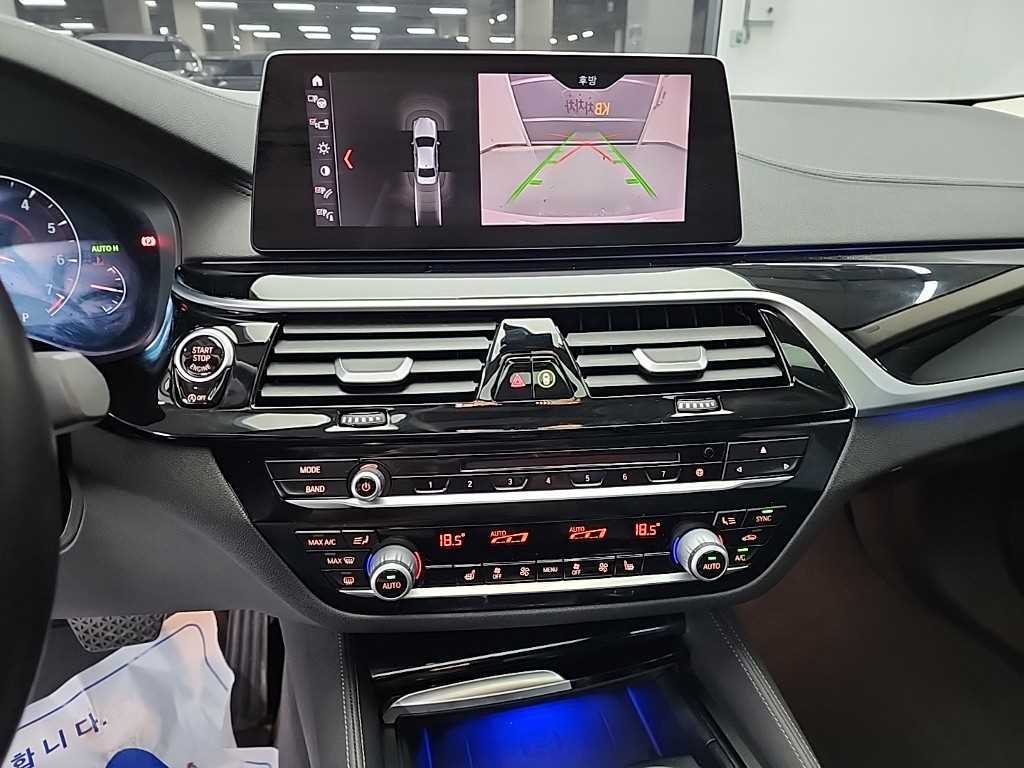 BMW 5 Series - Vista 10