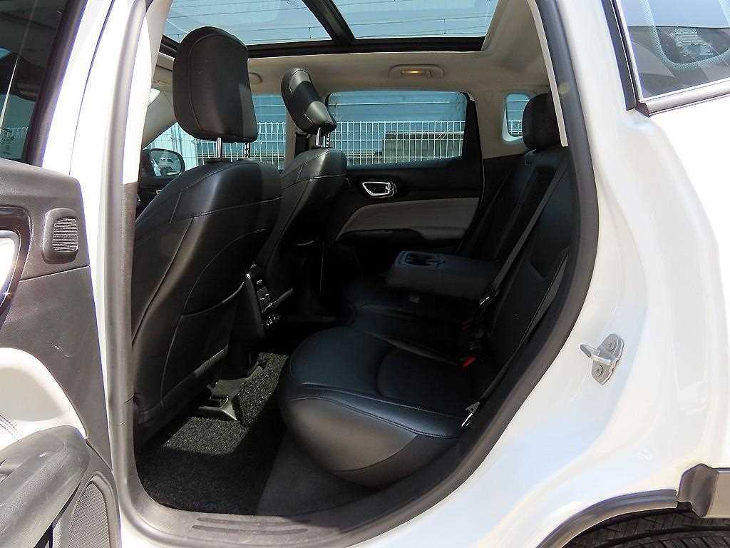 Jeep Compass - Vista 6