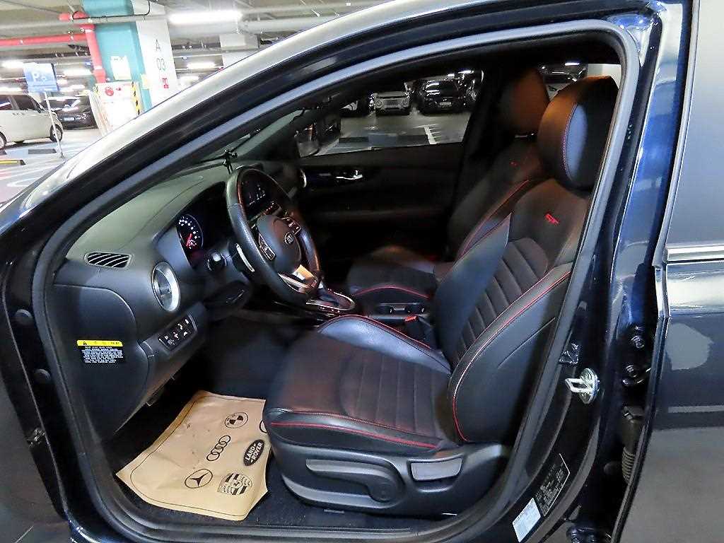 KIA K3 - Vista 6