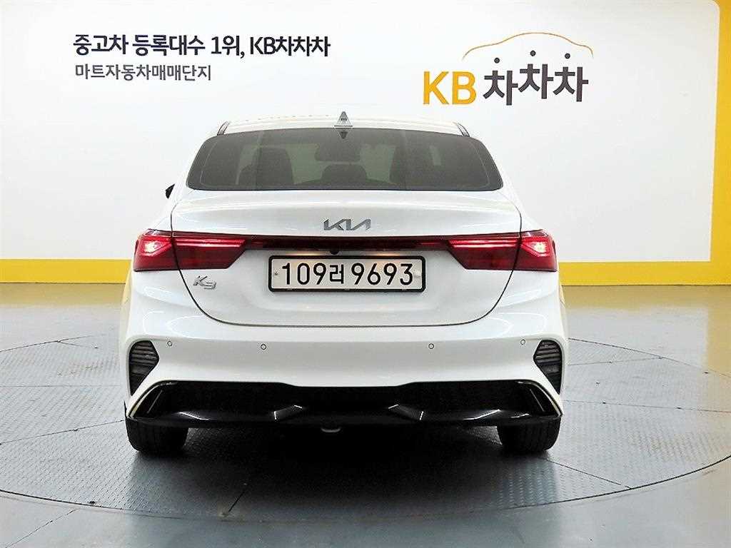KIA K3 - Vista 3