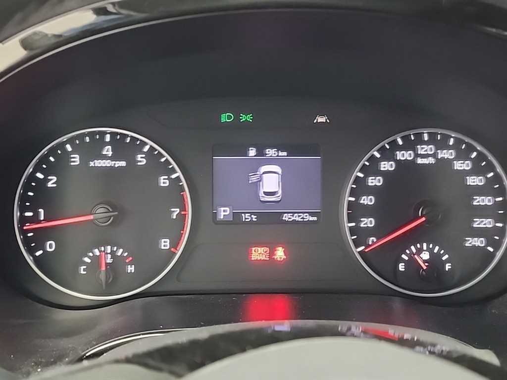 KIA Seltos - Vista 6
