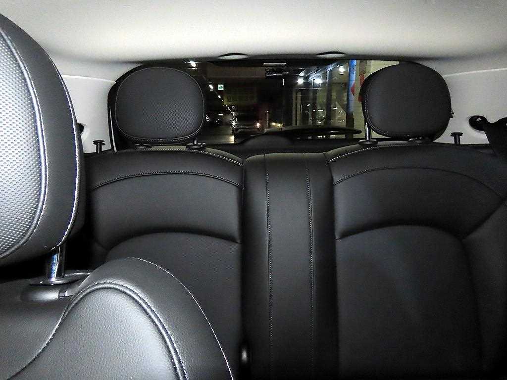 Mini Cooper - Vista 7