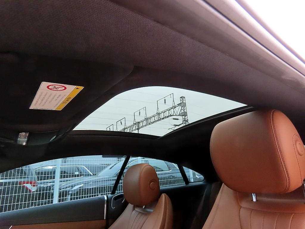 Mercedes Benz E class 2018 Negro - Importación desde Corea - HF Imports Iquique - Foto 19