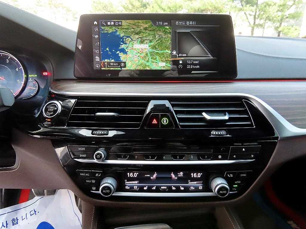 BMW 5 Series 2018 Gris - Importación desde Corea - HF Imports Iquique - Foto 13