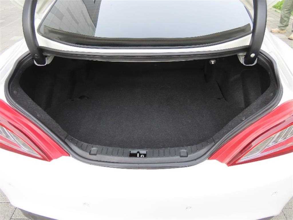 HYUNDAI Genesis 2012 Blanco - Importación desde Corea - HF Imports Iquique - Foto 19